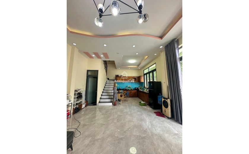 Nhà 3 tầng kiên cố gần KĐT Vĩnh Điềm Trung – sân đậu 2 ô tô – giá tốt 4.5 tỷ